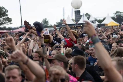 Tausende Wacken Fans huldigen Mambo Kurt Obwohl das Festival eigentlich am... Stock Photos
