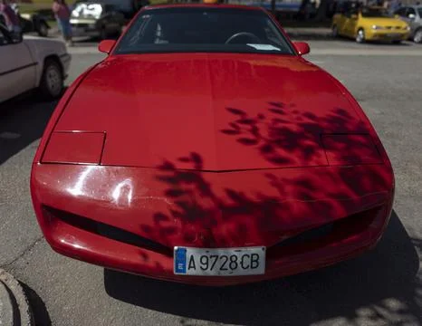 TAVERNES BLANQUES, SPAIN - JUNE 14, 2026.Bright red Volkswagen Beach Buggy .. Stockfoto's