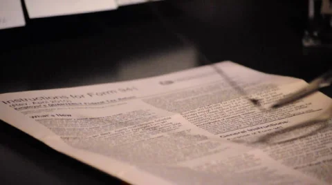 Tax form instructions 動画素材 1049160