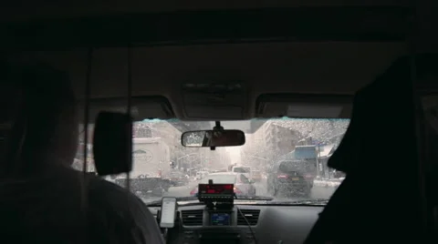 Taxi driver interior windshield meter front seat driving rainy raining 4K NYC 스톡 동영상 47730725