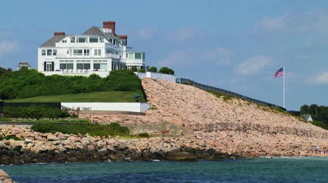 Taylor swift summer home in rhode island Stock Footage 41098256