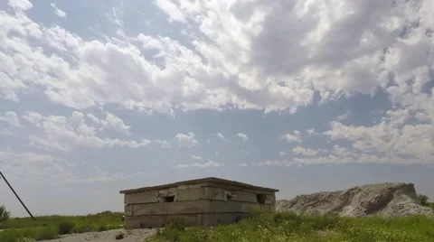Taymlaps.  Bunker. The war in eastern Ukraine Video stock 52657339