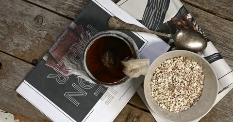 Tea and oats Video stock 84711479