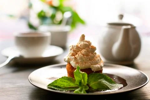 Tea and sweet cake Stock-Fotos