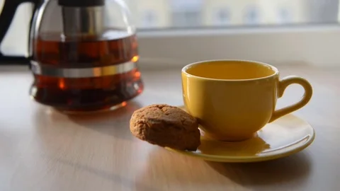 Tea being poured into cup Stock Footage 72623042