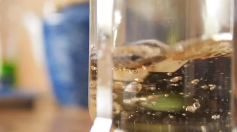 Tea brewing closeup 스톡 동영상 53023277