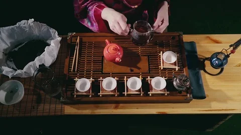 Tea ceremony, tea drinking rules Stockbeeldmateriaal 83405362
