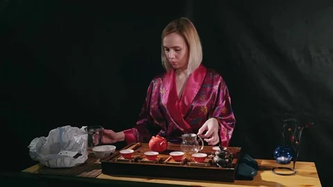 Tea ceremony, tea drinking rules 動画素材 83410626