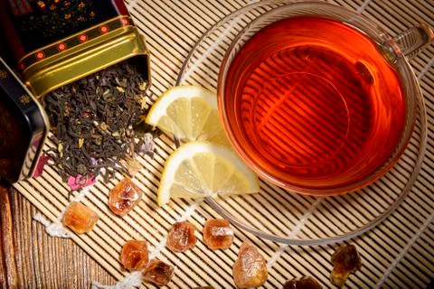 Tea composition on a wooden background Foto stock
