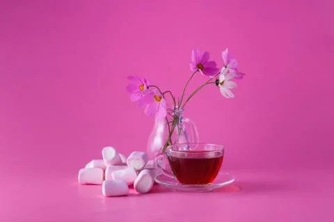 Tea cup with sweets Stock-Fotos