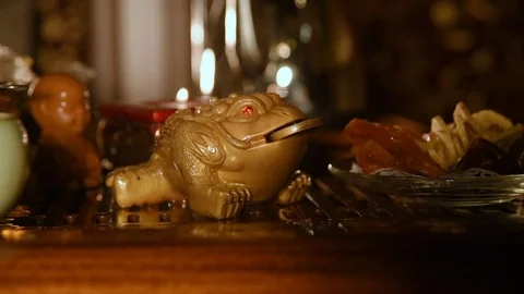 Tea figurine money toad Stock-Footage 74449880