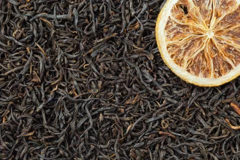 Tea herbs texture. Black tea background. Organic dried black tea leaves. Foto stock