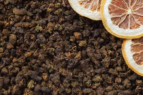Tea herbs texture. Oolong tea background. Organic dried green tea leaves. Stock-Fotos
