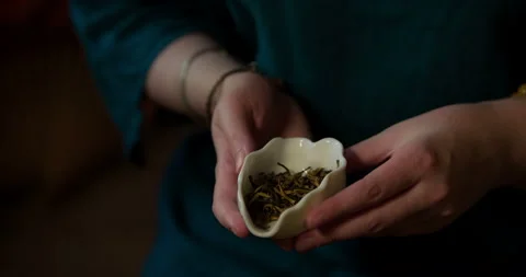 The tea master sniffs tea. An element of traditional Chinese tea ceremony. Video stock 101054356