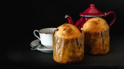 Tea &amp; Panettones 스톡 사진