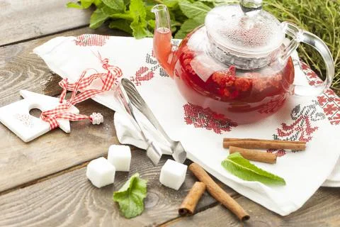 Tea with raspberries Foto stock