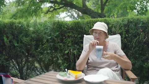 Tea in a summer cafe Stock-Footage 210550309