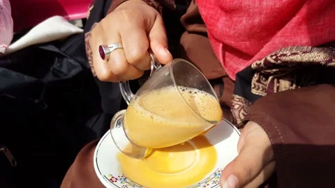 Tea vendor Karachi Stock Footage 131992700