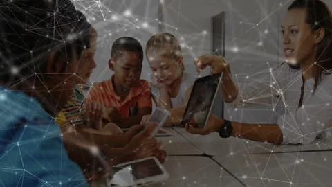 Teacher distributing tablets and pupils powering on and navigating educational Vídeo Stock 312915975