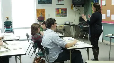 Teacher giving lecture Stock-Footage 10753314