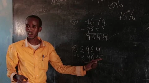 Teacher in Somalia Vídeo Stock 63477264