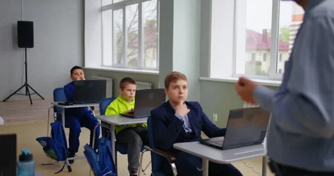Teacher Speaking In Computer-Based Class, Programming Classes For Teenagers Stock Footage 280174281