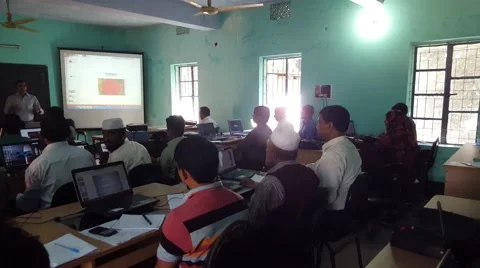 Teacher training program learn how to use computers, internet &amp; ITC in education Stock Footage 58952835