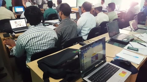 Teacher training program learn how to use computers, internet &amp; ITC in education Stock Footage 58953345