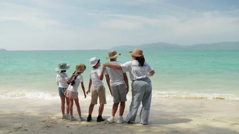 Teachers are taking students on field trips to the beach Stock Footage 221678031