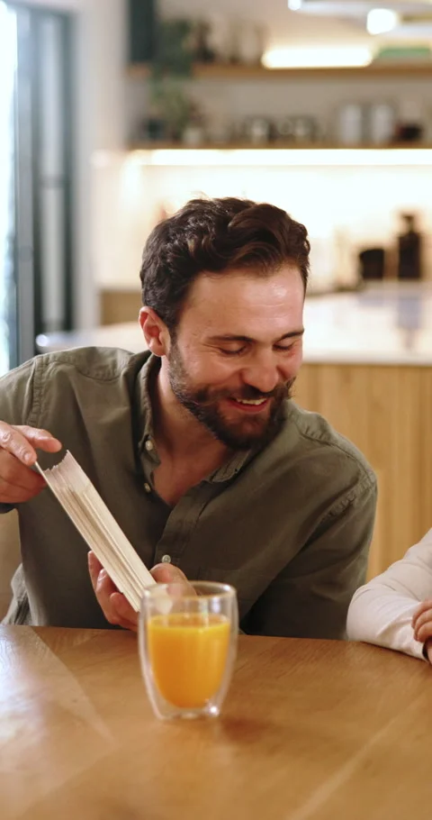 Teaching, child and dad with flash cards in home for interactive game, Stock Footage 337690177