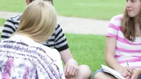 Teaching class outside outdoors Video stock 11590994