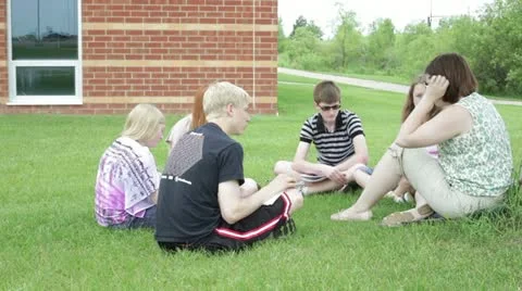 Teaching class outside outdoors Video stock 11624907