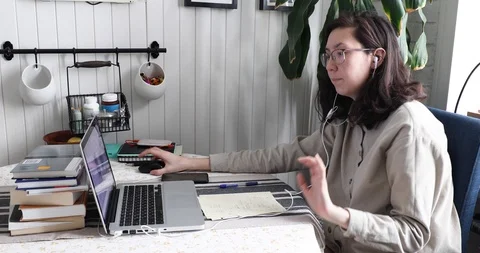 Teaching student on webinar in app via internet connection Stock-Footage 126997384