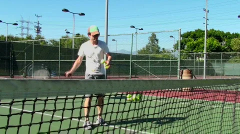Teaching Tennis - HD Video stock 480037