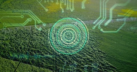 Teal ringed HUD appearing over circular crop patch as drone descending, Vídeos de archivo 321978980