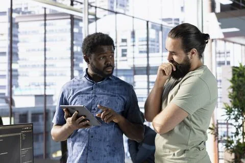 Team of admins doing brainstorming, working with machine learning tech Stock-Fotos