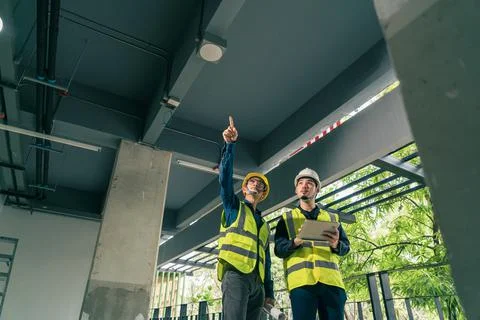 Team Architect working use BIM technology and digital construction applicatio Fotos de archivo