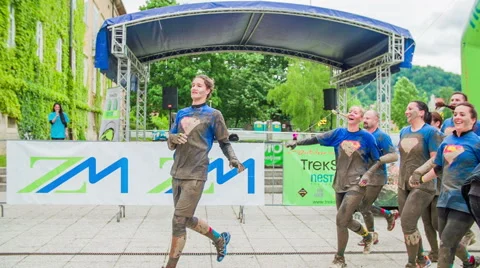 Team arriving to the finish line Stock Footage 40704888