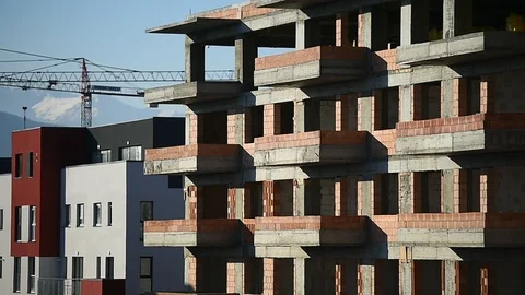 Team of construction workers preparing concrete slabs on a construction site 스톡 동영상 126580577