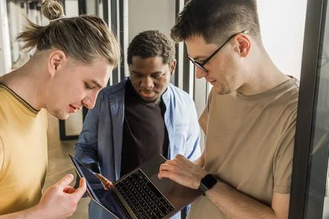 Team is looking for bug fixes in the phone application. Programmers working in Stock Photos
