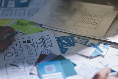 Team of Program Developer Collaborating on UXUI Design Planning in a Modern.. Foto stock