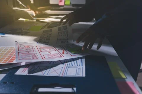 Team of Program Developer Collaborating on UXUI Design Planning in a Modern.. 스톡 사진