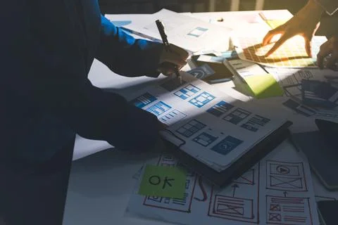 Team of Program Developer Collaborating on UXUI Design Planning in a Modern.. 스톡 사진