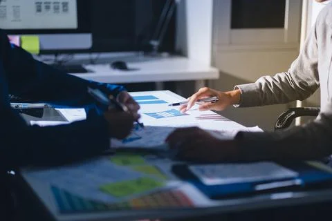 Team of Program Developer Collaborating on UXUI Design Planning in a Modern.. Foto stock