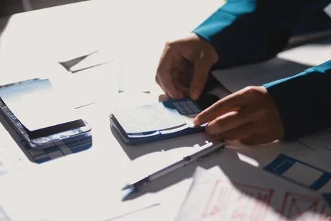 Team of Program Developer Collaborating on UXUI Design Planning in a Modern.. Foto stock