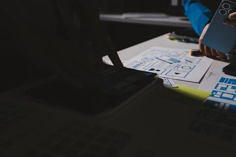 Team of Program Developer Collaborating on UXUI Design Planning in a Modern.. 스톡 사진