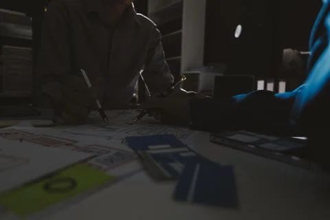 Team of Program Developer Collaborating on UXUI Design Planning in a Modern.. Foto stock