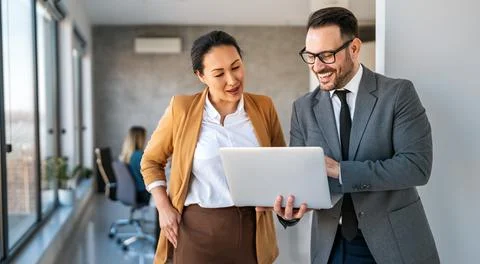 Team of programmers writing digital code in the metaverse and working toget.. Stock-Fotos