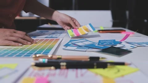 Team of UI UX web designer are working together to develop mobile responsiv.. Stock Footage 326303925