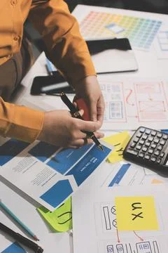 Team of UI UX web designer are working together to develop mobile responsiv.. Foto stock